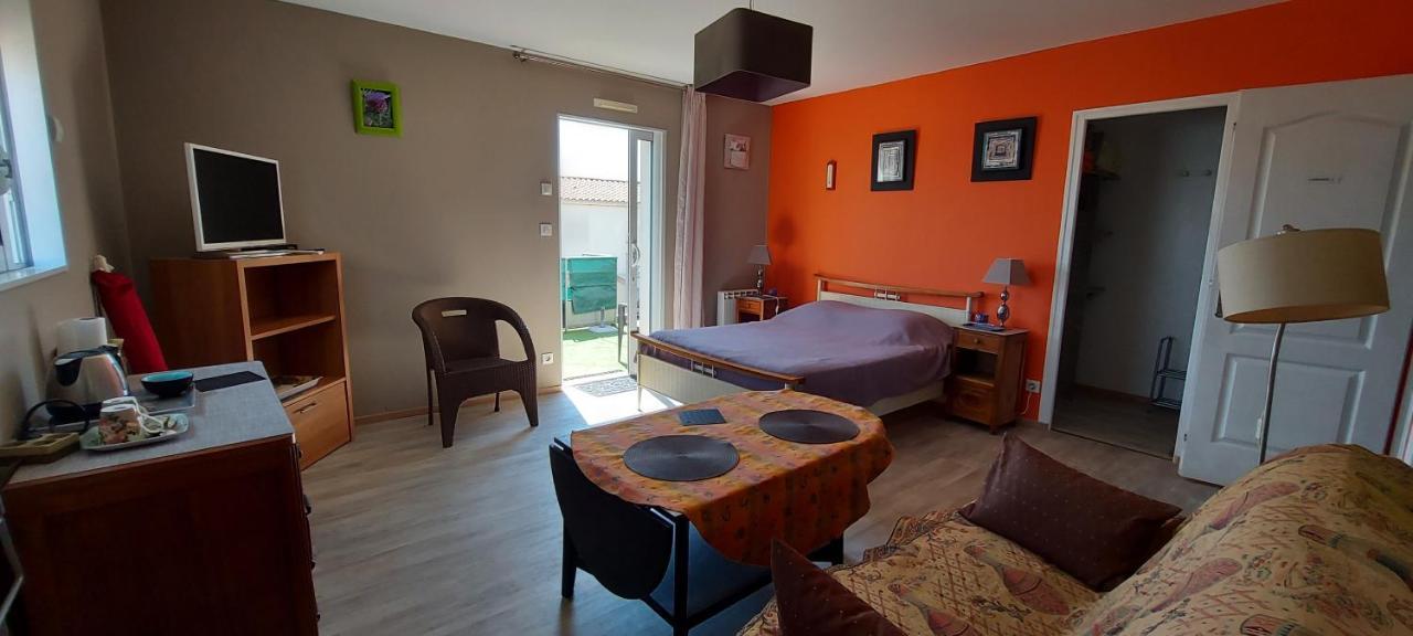 Chambre D'Hote Fleur De Potager Les Sables-dʼOlonne Kültér fotó